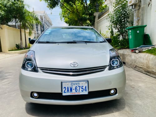 TOYOTA Prius 05fullពេញឡានស្អាតអត់បុកអត់ប៉ះអាគុយABSអេម