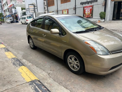 Toyota Prius 2006 h full ឡានថ្មី