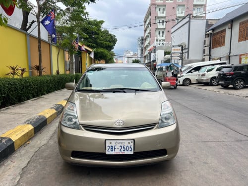 Toyota Prius 2006 h full ឡានថ្មី