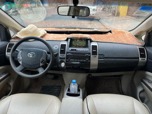 Toyota Prius 2006 h full ឡានថ្មី