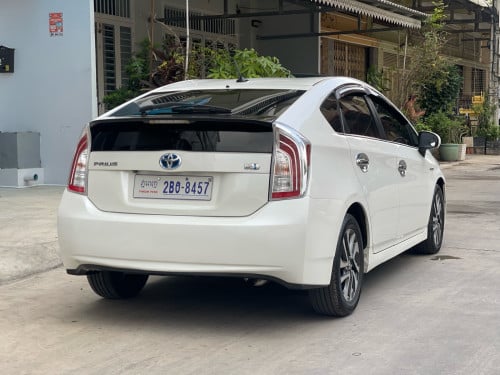 Toyota Prius 2010 Option 3