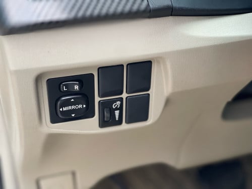 Toyota Prius 2010 Option 3