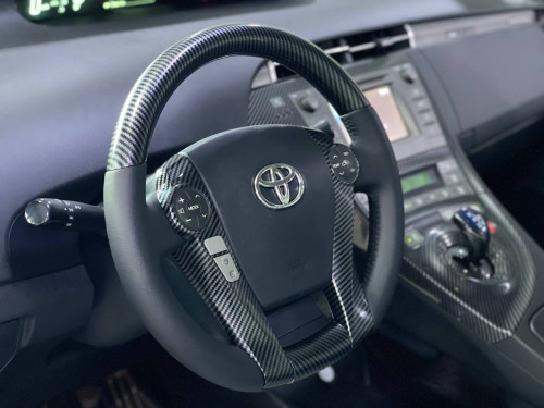 Toyota Prius 2012 option 3 Plug-in ទេីបតែចូលស្តុកថ្មី តម្លៃល្អ បង់រំលស់សិក្សា១៥នាទីដកឡាន