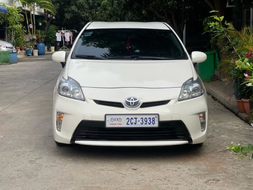 Toyota Prius 2013 Option 3 ម្ចាស់ដើម