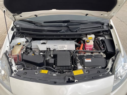 Toyota Prius 2013 Option 3 ម្ចាស់ដើម