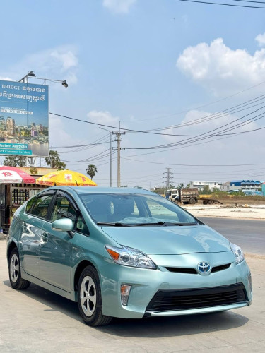 Toyota Prius 2013 Option 4 ពណ៌ ហ្គិច​ សន្លឹក​ពន្ធ​ 🔵តម្លៃពិសេស 18,500$ ចរចារ​
