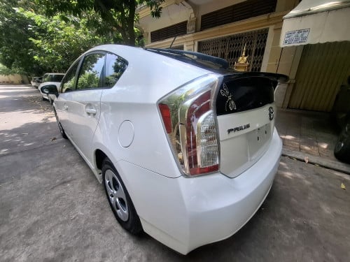 Toyota Prius 2013 Option3