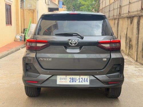 Toyota Raize 2023 ឡានថ្មីទឹកថ្នាំសុីនមួយជុំ