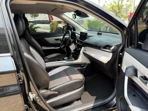 TOYOTA VELOZ 2025