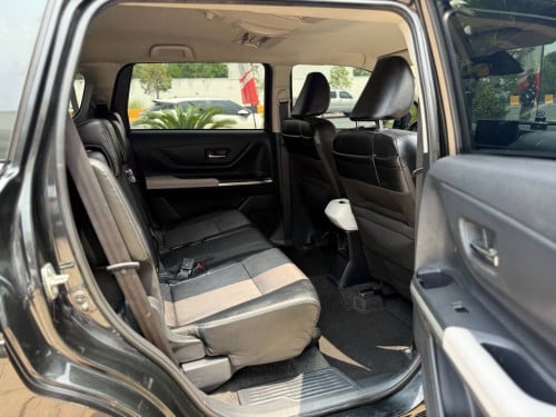 TOYOTA VELOZ 2025