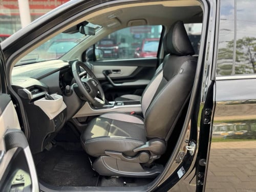 TOYOTA VELOZ 2025