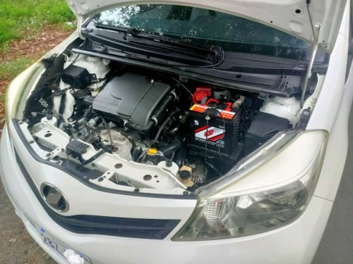 Toyota Vitz 2012
