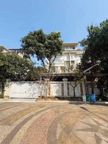 Twin Villa for Rent in Borey Penghuoth Boeung Snor