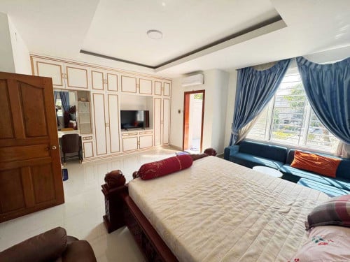 Twin Villa for Rent in Borey Penghuoth Boeung Snor