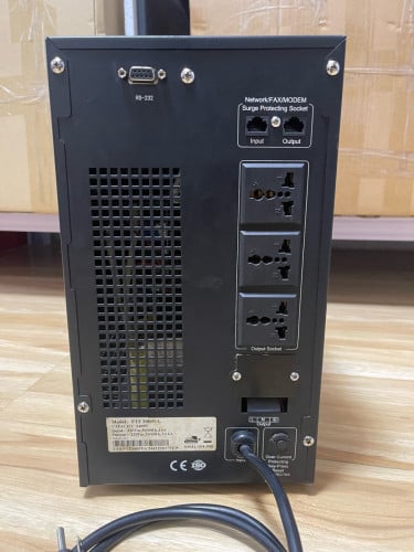 UPS 3KVA 3000VA មួយទឹកនៅល្អ (65$)