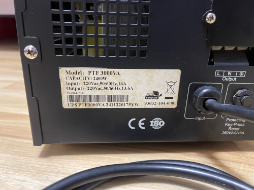 UPS 3KVA 3000VA មួយទឹកនៅល្អ (65$)