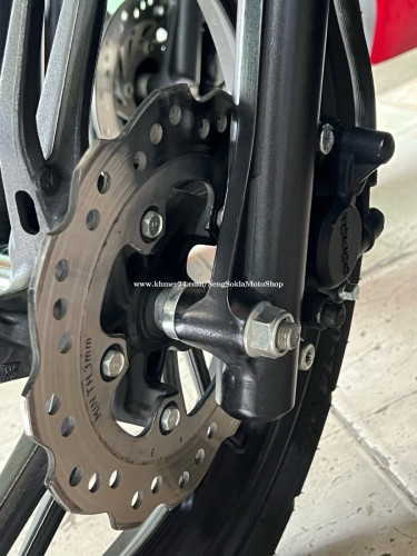 VARIO 022 SmartKey 125cc ម៉ូតូស្អាតម្ចាស់ដេីម មានលក់នៅហាង (សេង សុខឡា 9999)