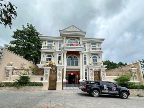Villa For Rent