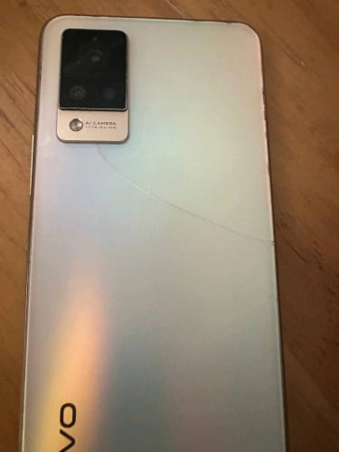 Vivo V21 ដានអេក្រង់បន្តិចនិងបែកខ្នងក្រោយបន្តិច នៅប្រេីបានទាំងអស់ សំណុំហ្ស៊ីន Ram 8G Memy 128G
