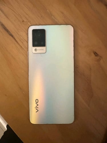 Vivo V21 ដានអេក្រង់បន្តិចនិងបែកខ្នងក្រោយបន្តិច នៅប្រេីបានទាំងអស់ សំណុំហ្ស៊ីន Ram 8G Memy 128G