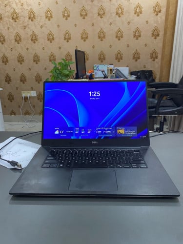 XPS 15 9560