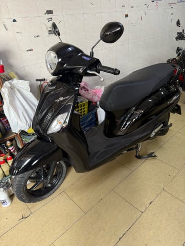 Yamaha Filano hybrid