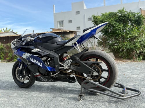 Yamaha R6