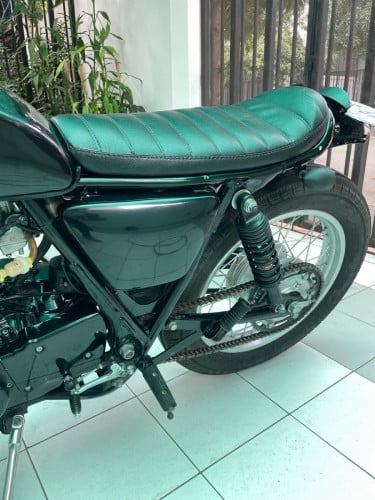 YamahaSR400