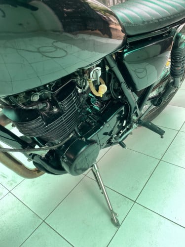 YamahaSR400