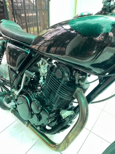 YamahaSR400