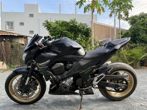 z800
