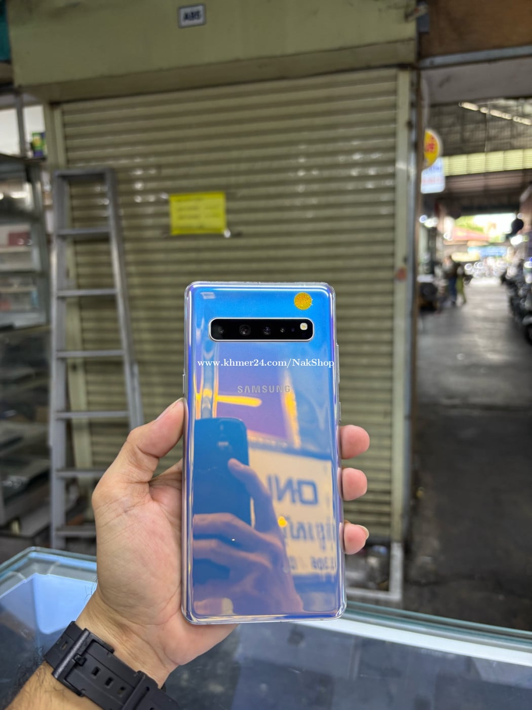 Samsung S10 5G 256G Ram8G Sim1 Korea 5g ម៉ាសុីនអេក្រង់ស្រុីនជាំ ដូរខ្នង