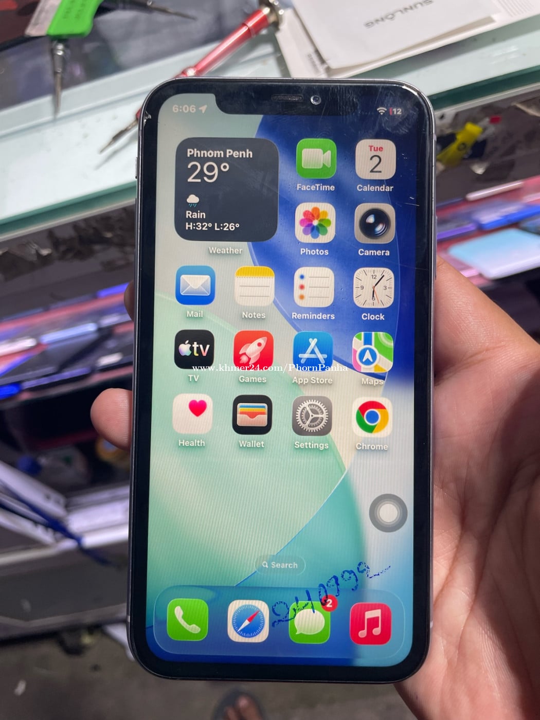 iPhone 11