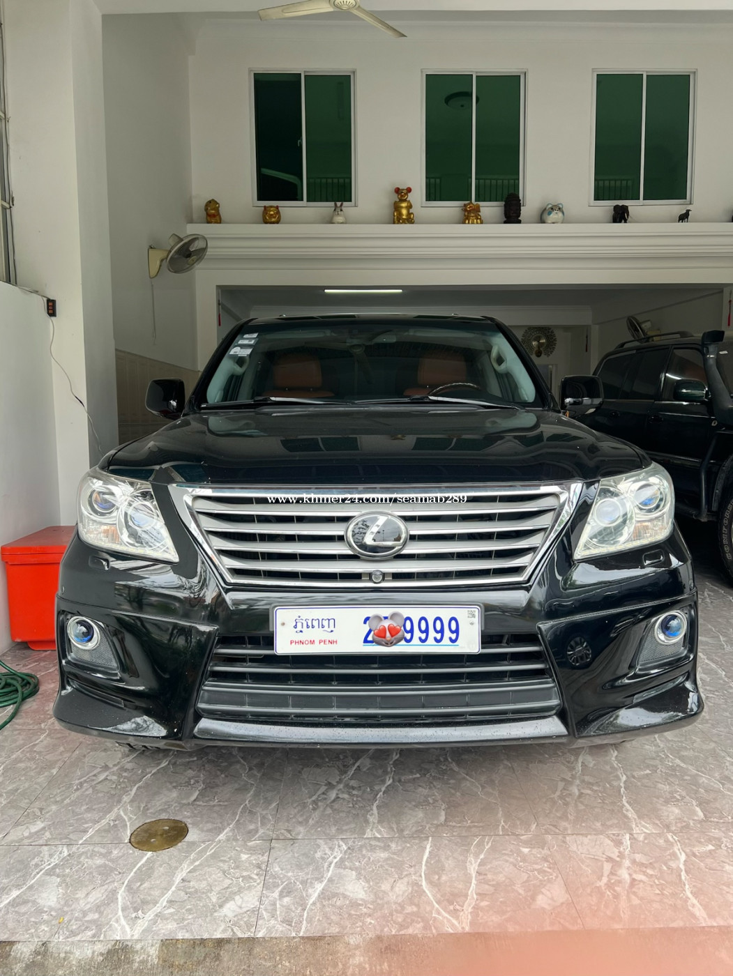 Lexus LX570 2011 លក់ប្រញាប់ ម្ចាស់ផ្ទាល់