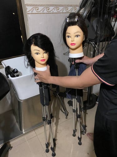 លក់ទាំងគ្រឿងសាឡន1ទឹកៗធូរៗមកមើលផ្ទាល់