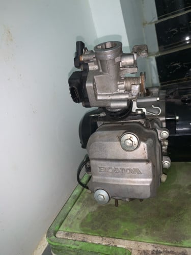 ម៉ាសុីនអាគុបប្រើប៊ិច