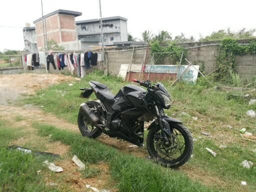 ម៉ូតូលក់