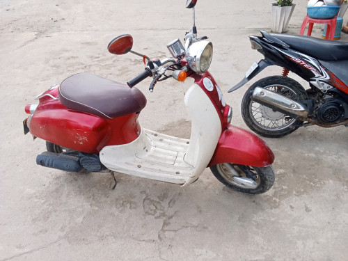 ម៉ូតូលក់