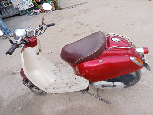 ម៉ូតូលក់