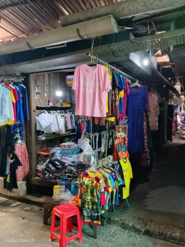 តូបជួល ក្នុងផ្សារ