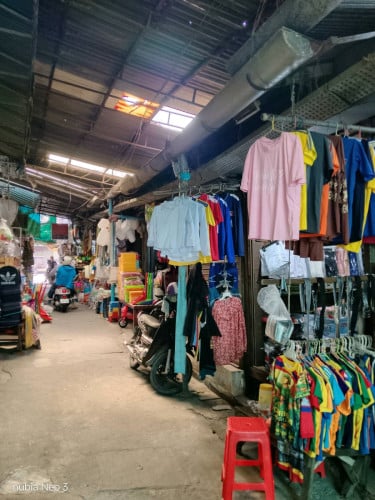 តូបជួល ក្នុងផ្សារ