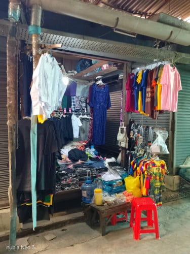 តូបជួល ក្នុងផ្សារ