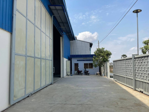 ឃ្លាំងសំរាប់ជួលនៅដង្កោ