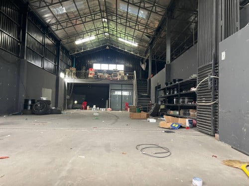 ឃ្លាំងសម្រាប់ជួលនៅសែនសុខ