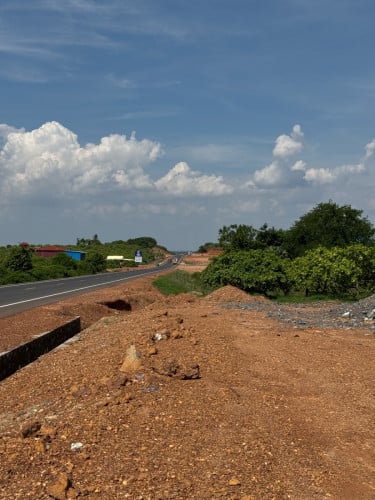 ដីលក់