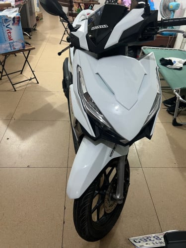 ម៉ូតូលក់