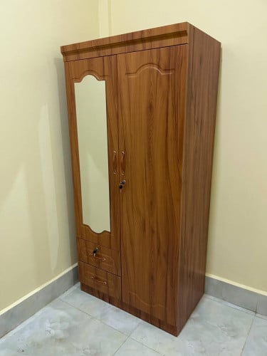 ទូដាក់ខោអាវ