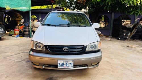 ឡានលក់ ឆ្នាំ01