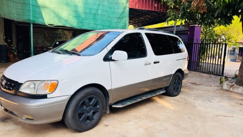 ឡានលក់ ឆ្នាំ01