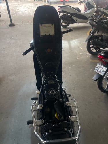 ម៉តូលក់022